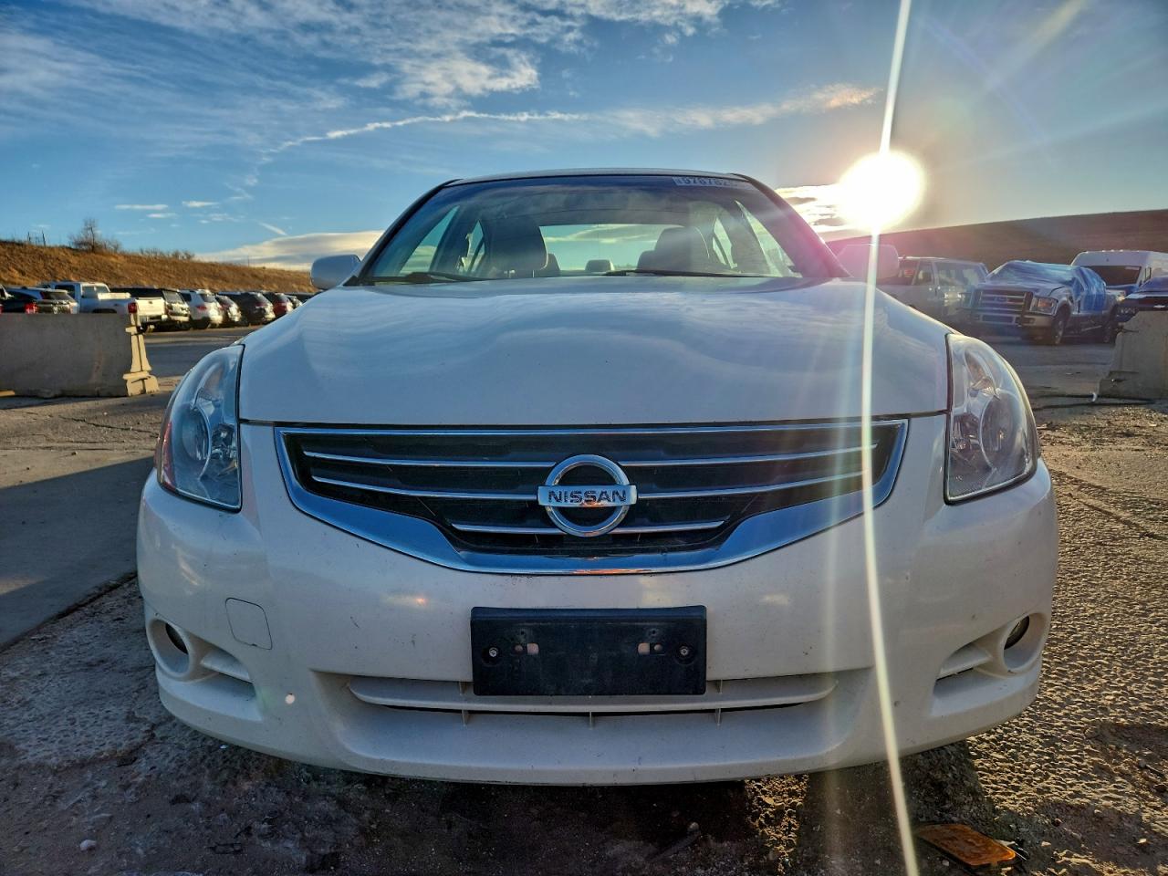 Nissan Altima Base Image 4