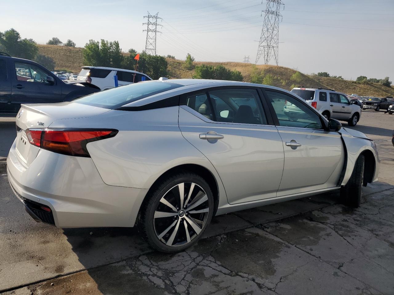 Nissan Altima Sr Image 12