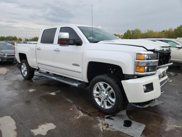 Chevrolet Silverado K2500 High Country Image 2