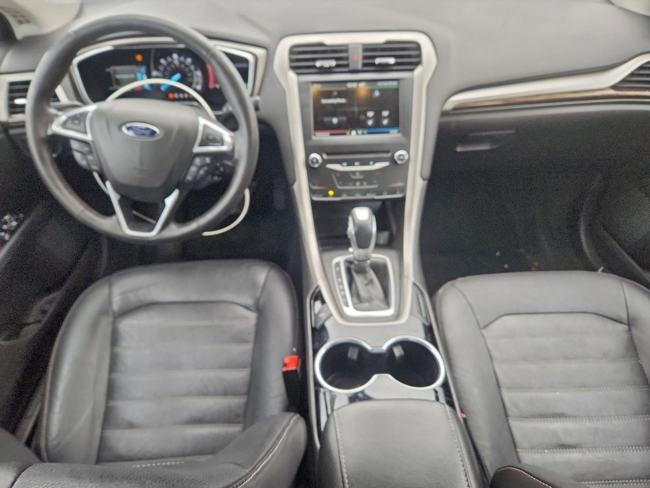 Ford Fusion Se Hybrid Image 8