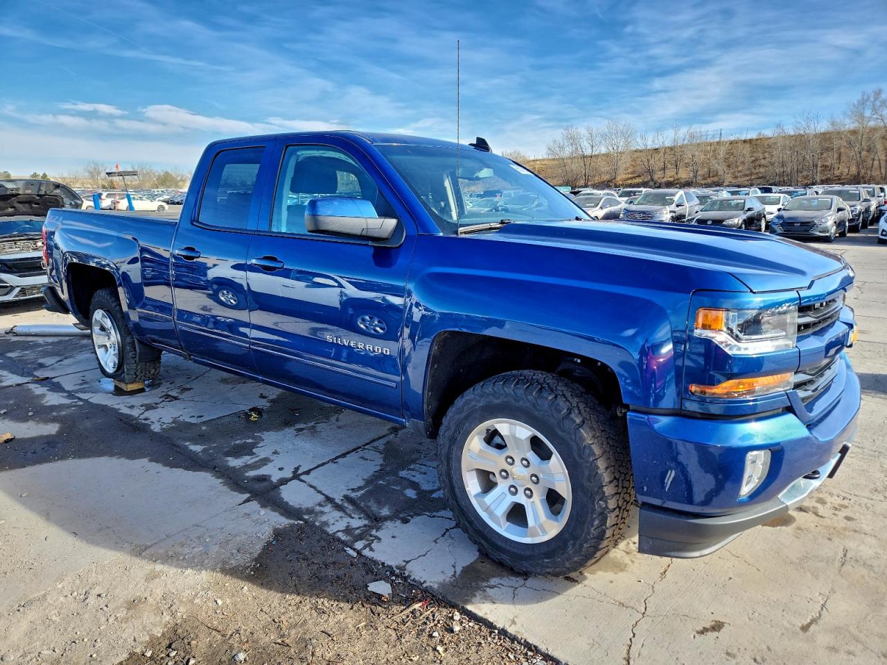 Chevrolet Silverado K1500 Lt Image 2