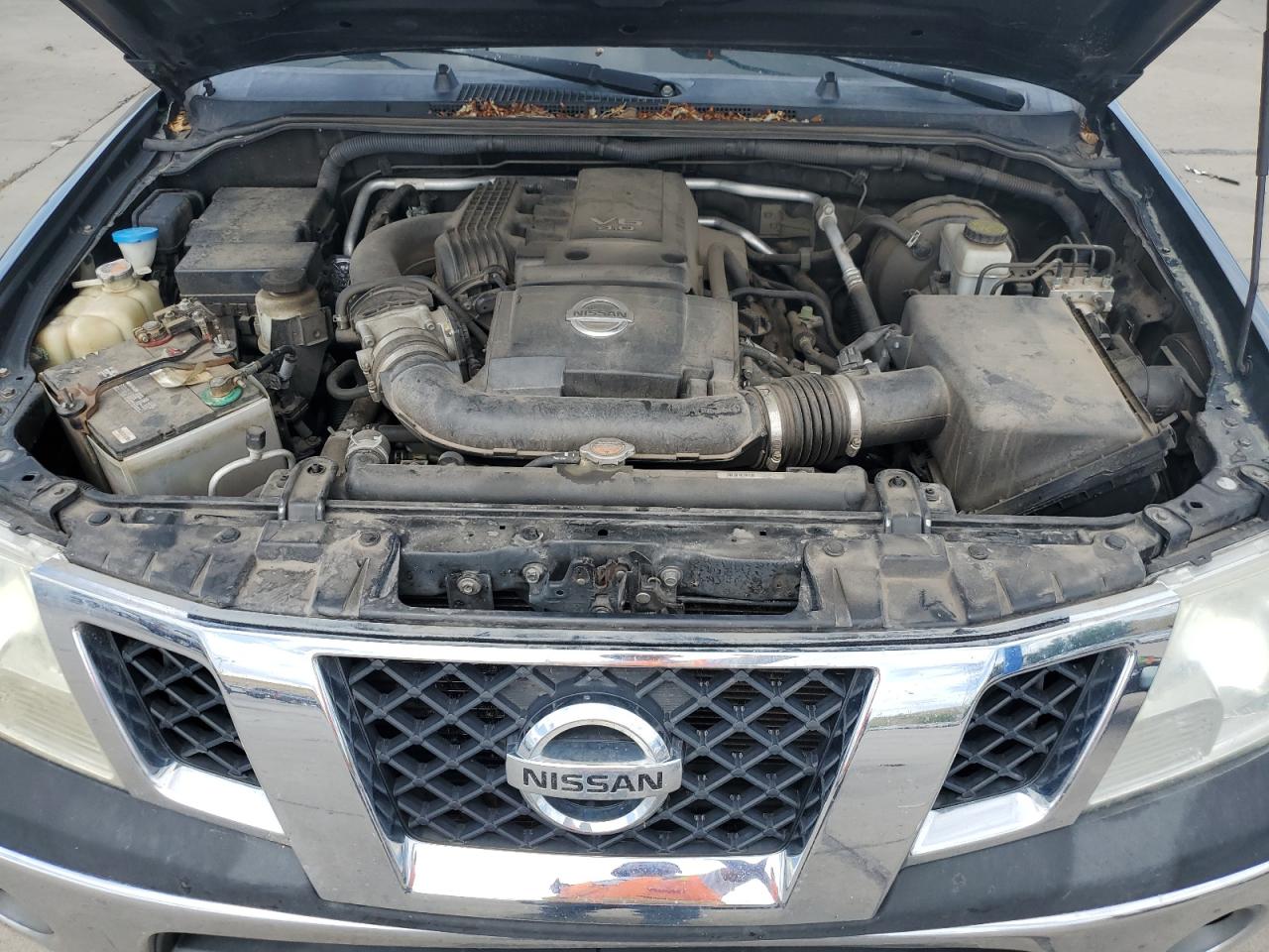 Nissan Frontier Sv Image 9