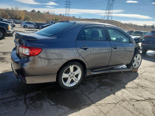 Toyota Corolla Base Image 11