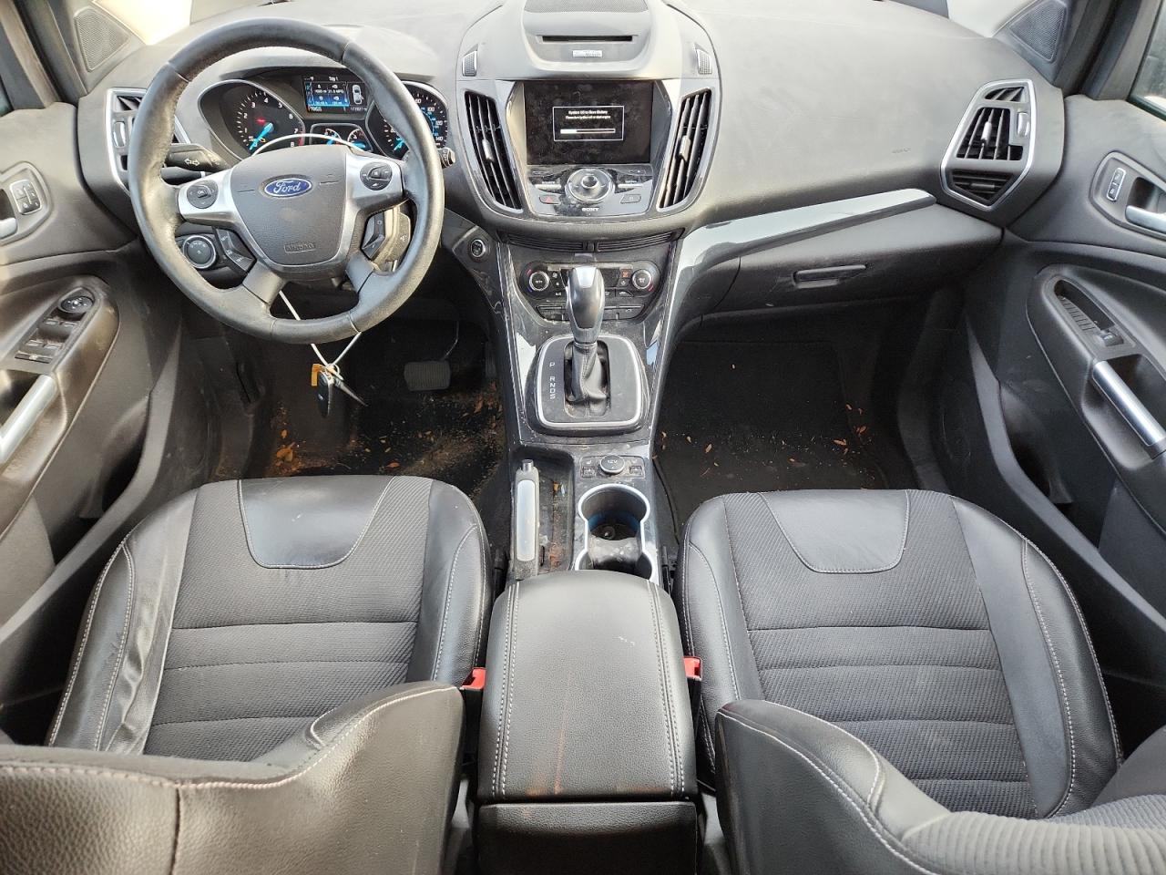 Ford Escape Titanium Image 9