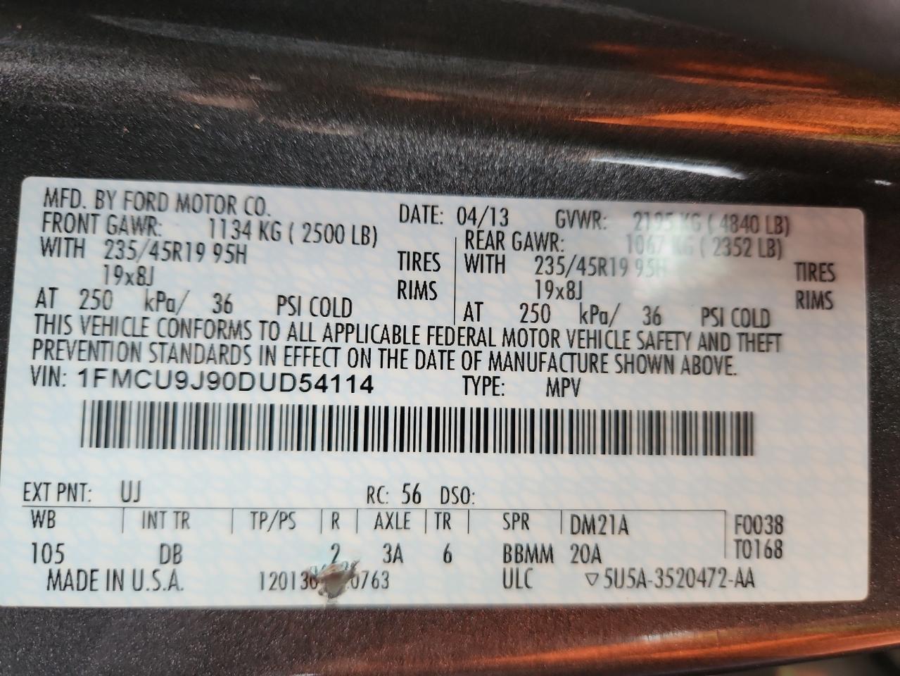 Ford Escape Titanium Image 14