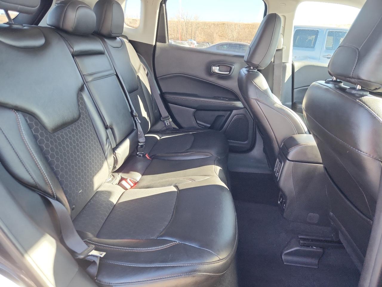 Jeep Compass Latitude Image 10