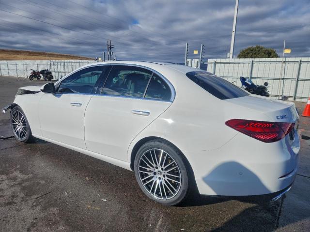 Mercedes-Benz C-Class 300 4matic Image 2