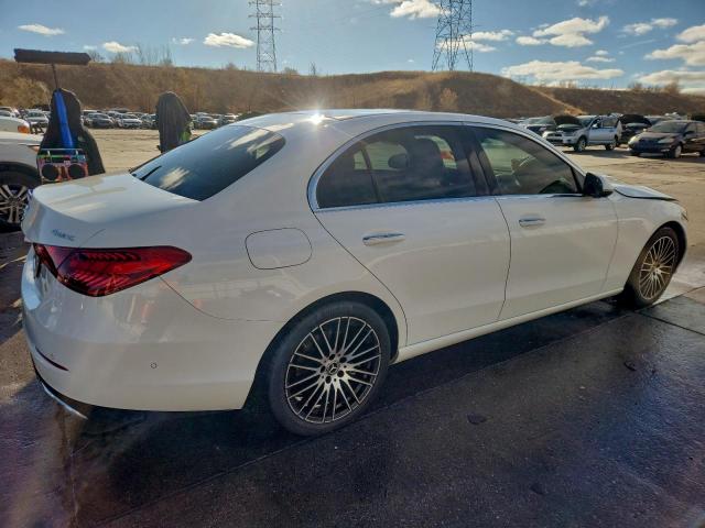 Mercedes-Benz C-Class 300 4matic Image 3