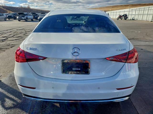 Mercedes-Benz C-Class 300 4matic Image 6