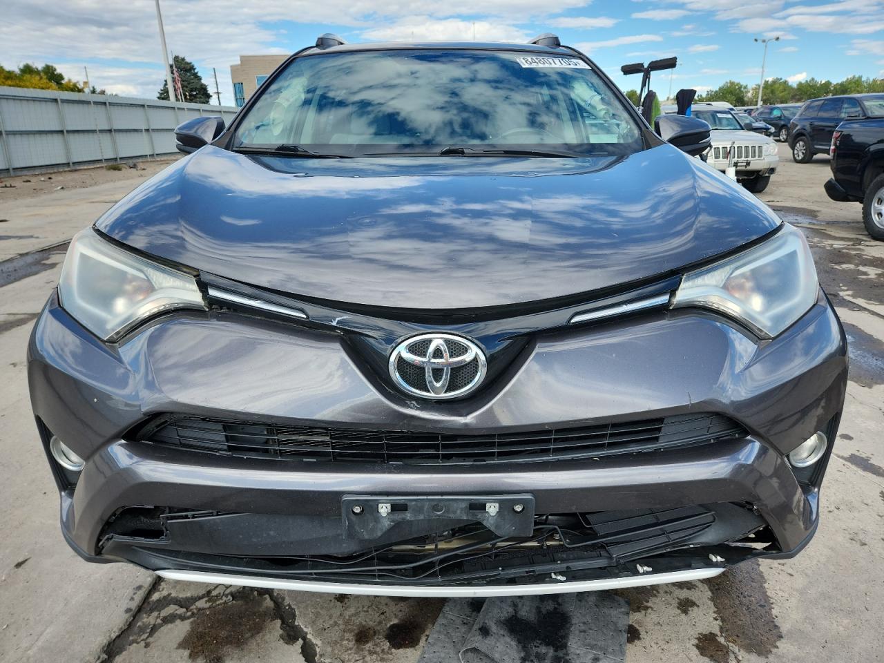 Toyota RAV4 Xle Image 8