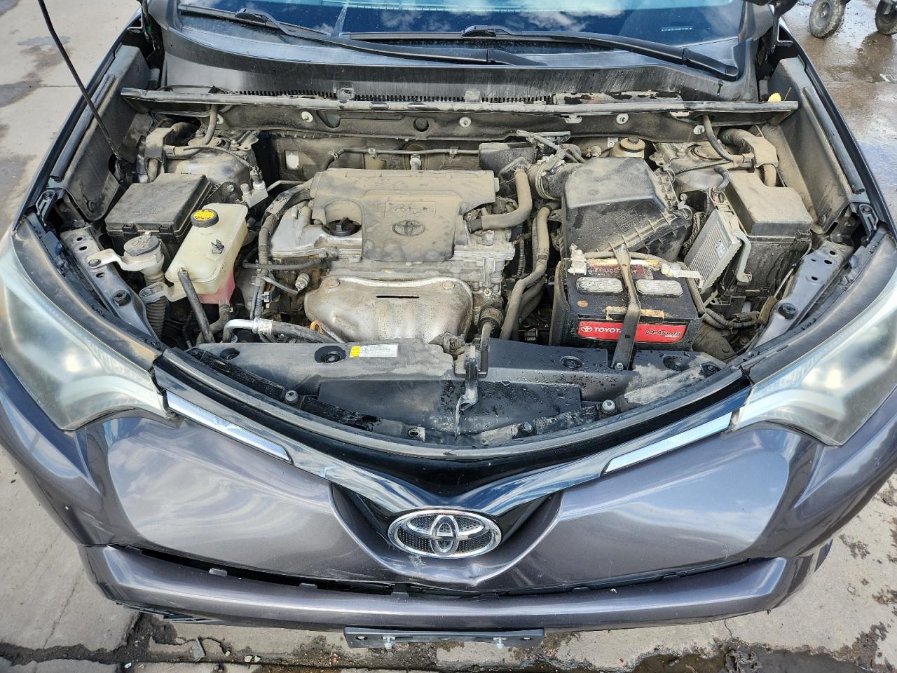 Toyota RAV4 Xle Image 6