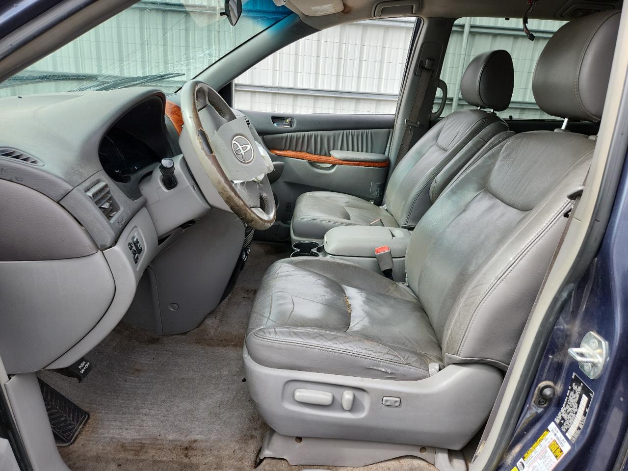 Toyota Sienna Xle Image 7