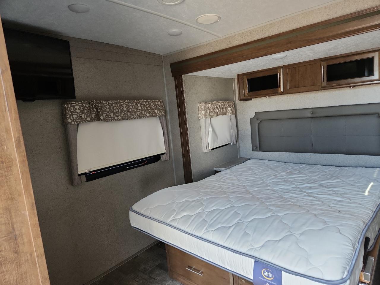 Rockwood 2602 Trlr Image 8