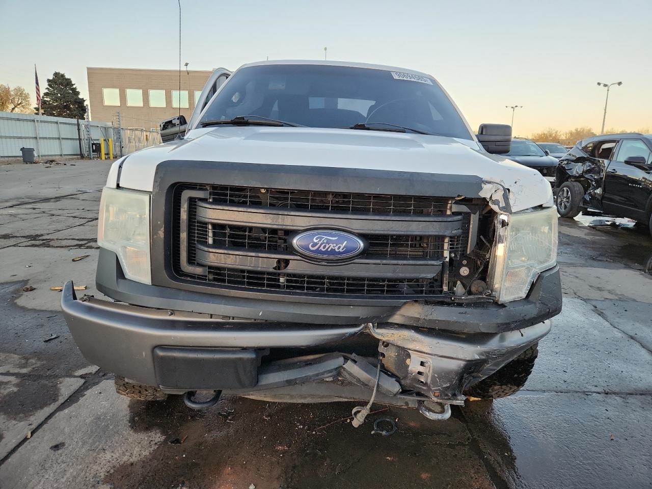 Ford F-150 Super Cab Image 4