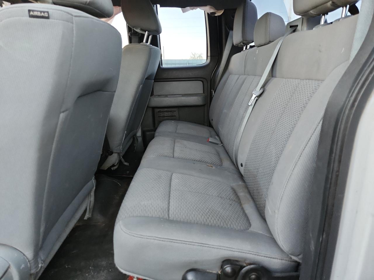 Ford F-150 Super Cab Image 11