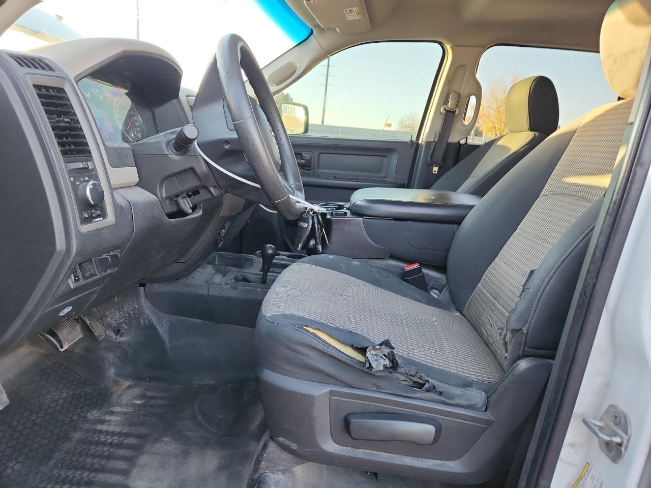 Dodge Ram 2500 St Image 4