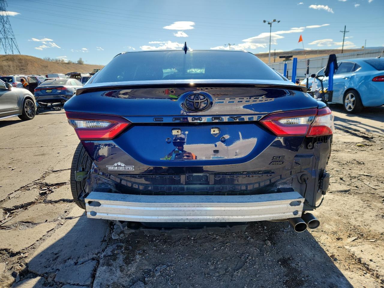 Toyota Camry Se Image 5