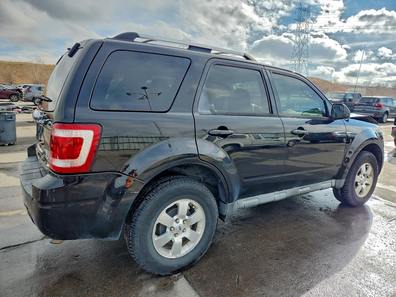 Ford Escape Limited Image 2