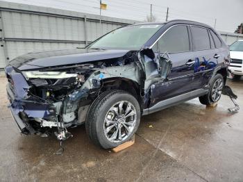  Salvage Toyota RAV4