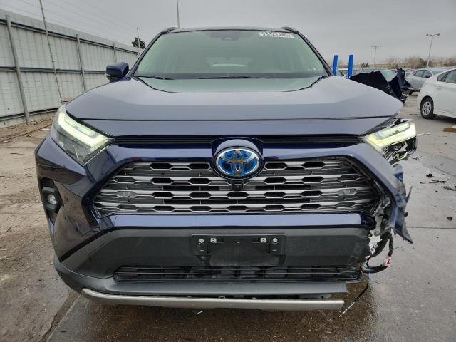 Toyota RAV4 Limited Image 2