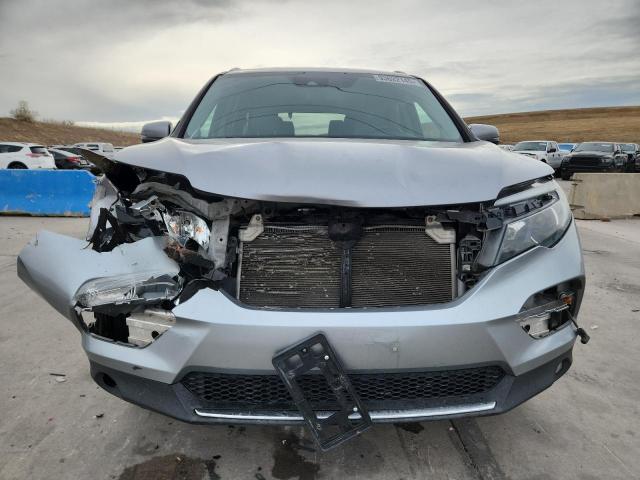 Honda Pilot Touring Image 5