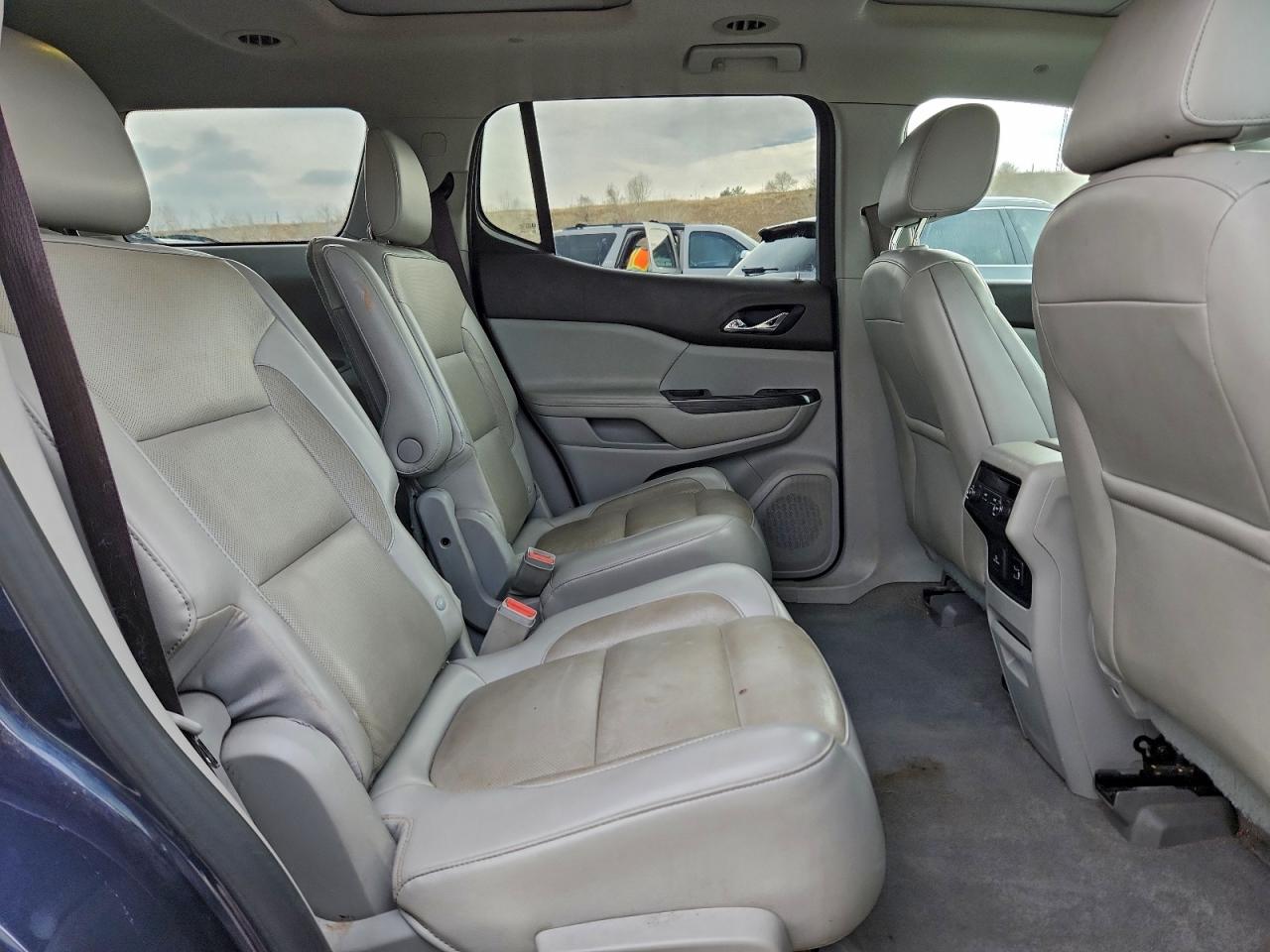 GMC Acadia Slt-1 Image 6