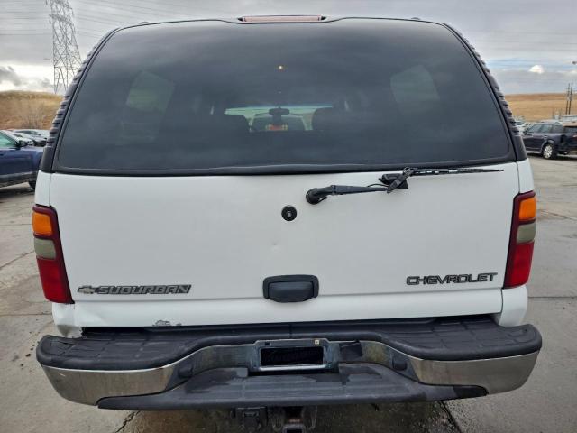 Chevrolet Suburban K1500 Image 5