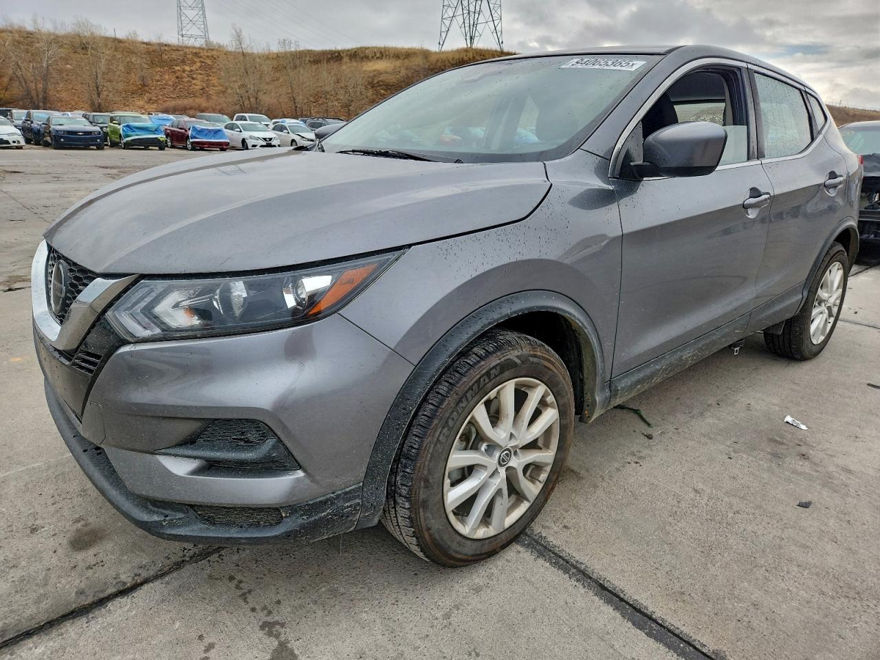 Nissan Rogue S Image 1