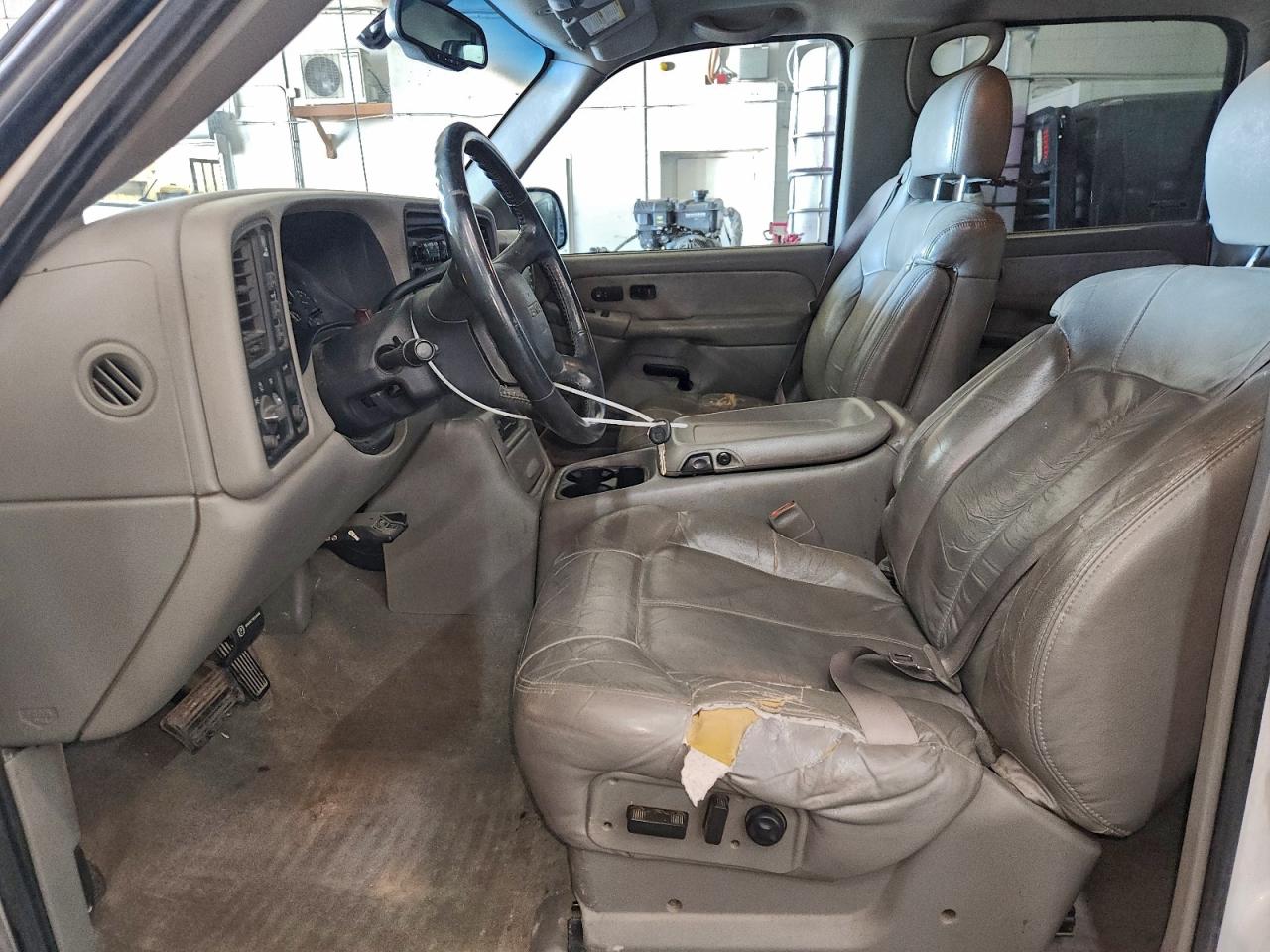 GMC Sierra K2500 Heavy Duty Image 5