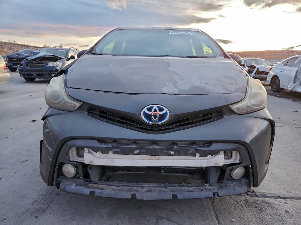 Toyota Prius Image 5