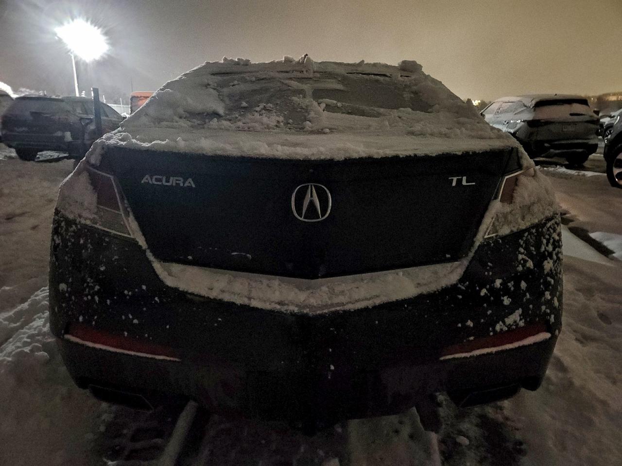 Acura TL Image 12