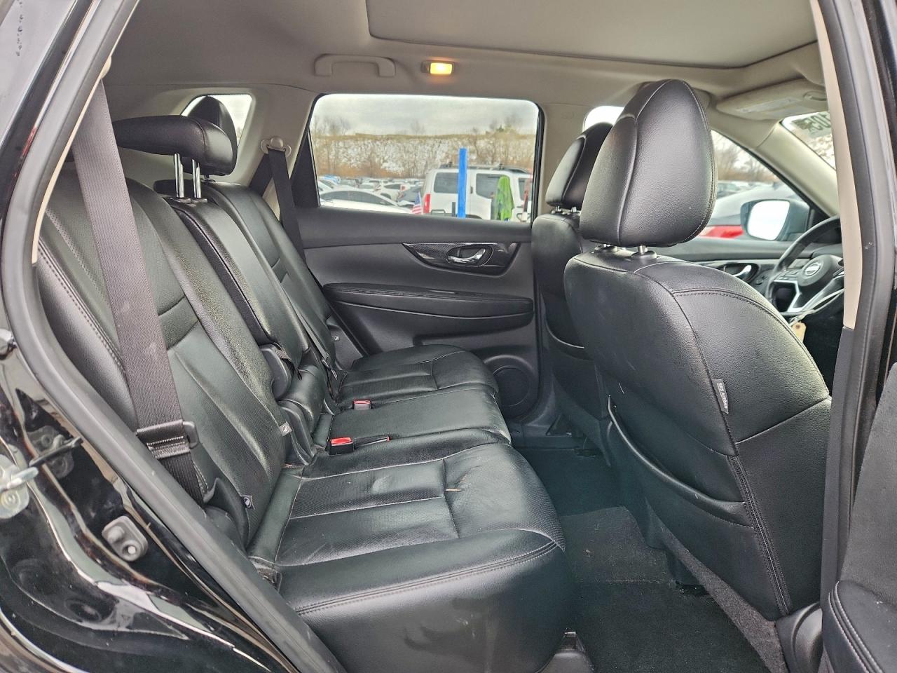 Nissan Rogue Sv Image 12