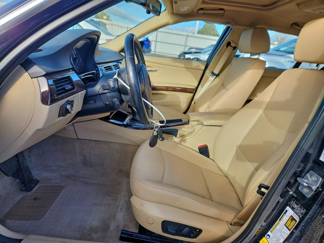 BMW 3 Series Xi Image 11