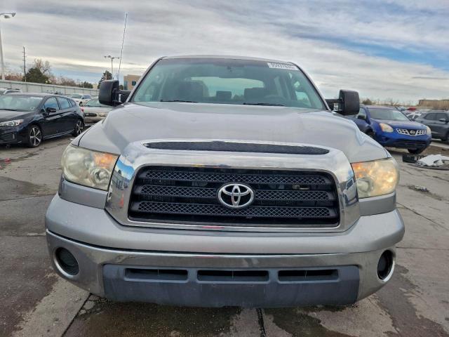 Toyota Tundra Crewmax Sr5 Image 9