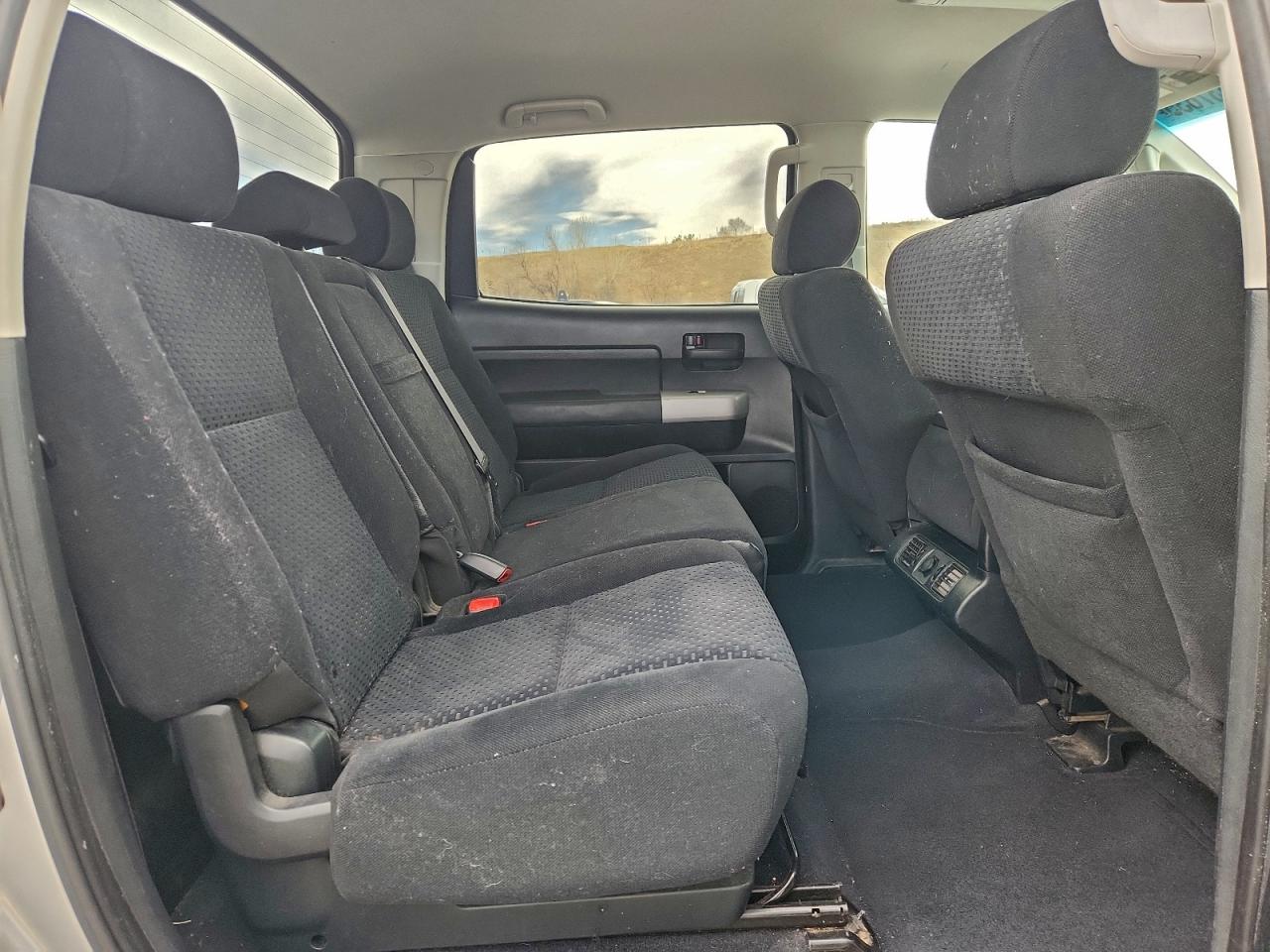 Toyota Tundra Crewmax Sr5 Image 3