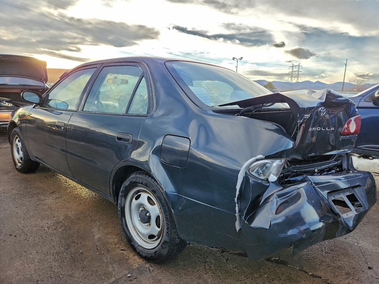 Toyota Corolla Ce Image 2