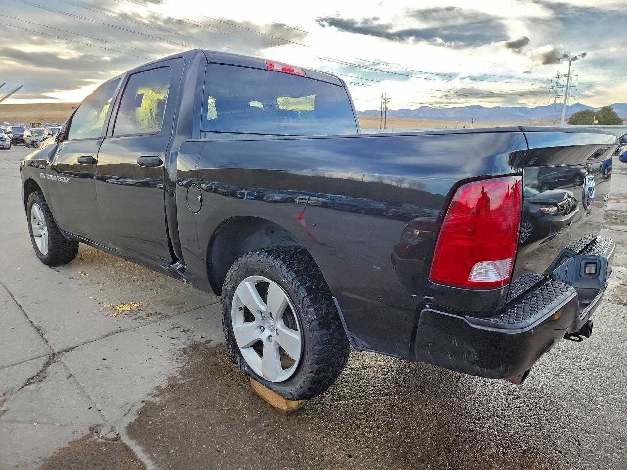Dodge Ram 1500 St Image 6