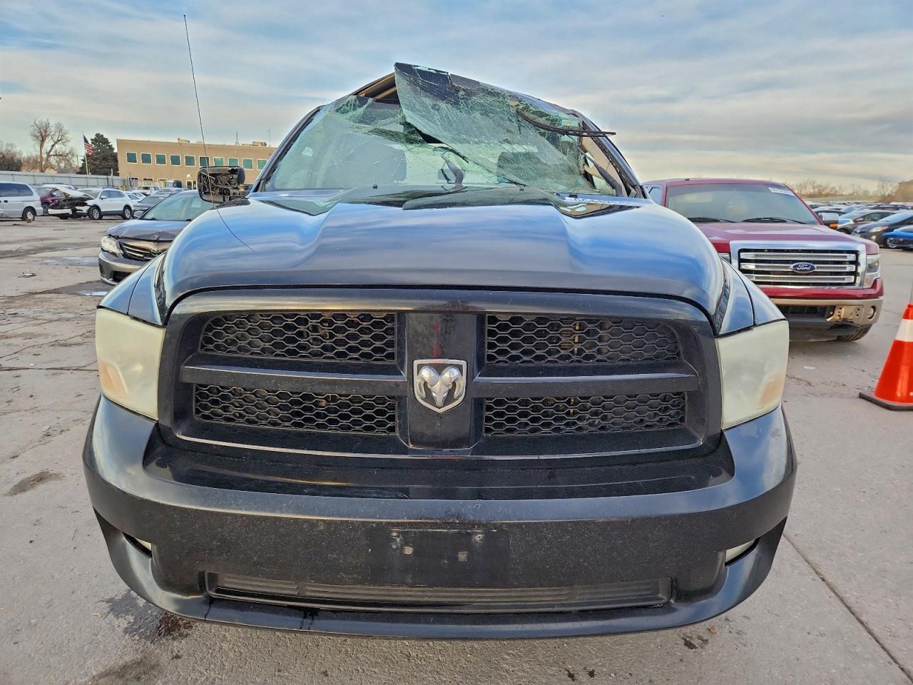 Dodge Ram 1500 St Image 3