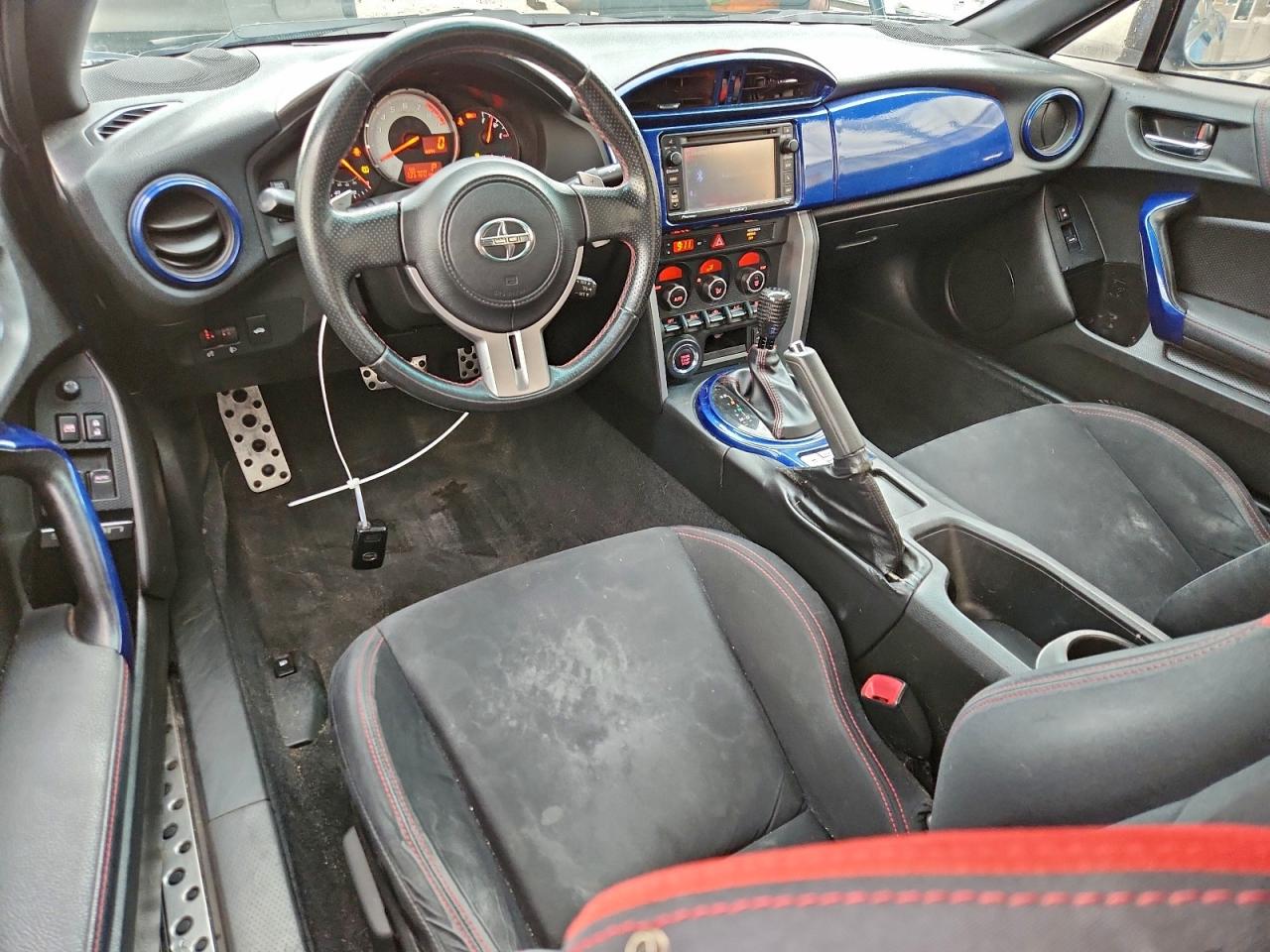 Toyota Scion Image 2