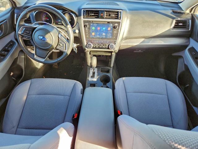 Subaru Outback 2.5i Premium Image 10