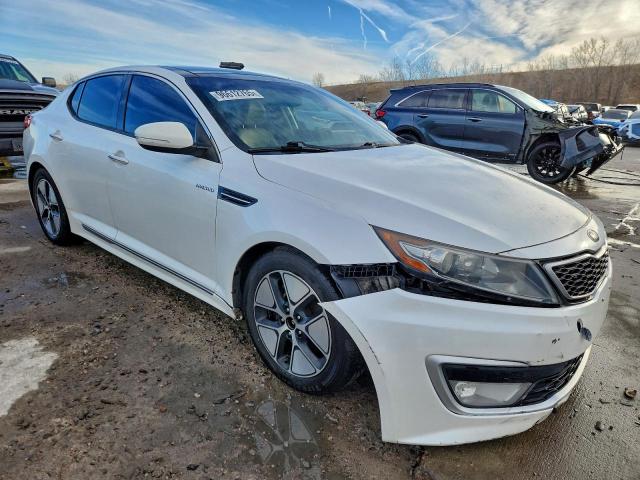 Kia Optima Hybrid Image 6