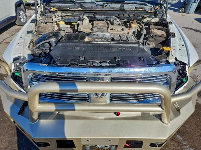 Dodge Ram 3500 Image 2