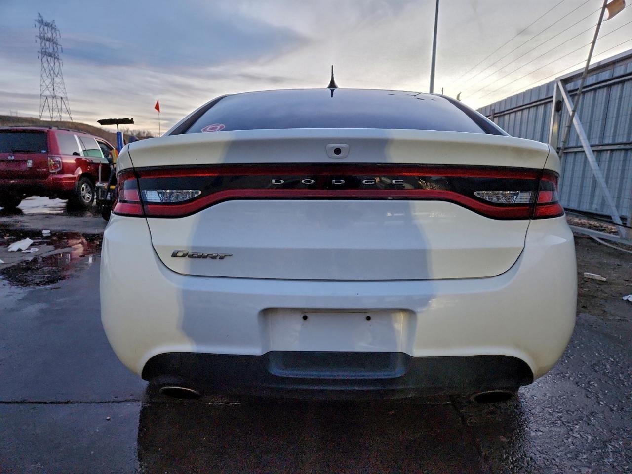 Dodge Dart Sxt Image 3