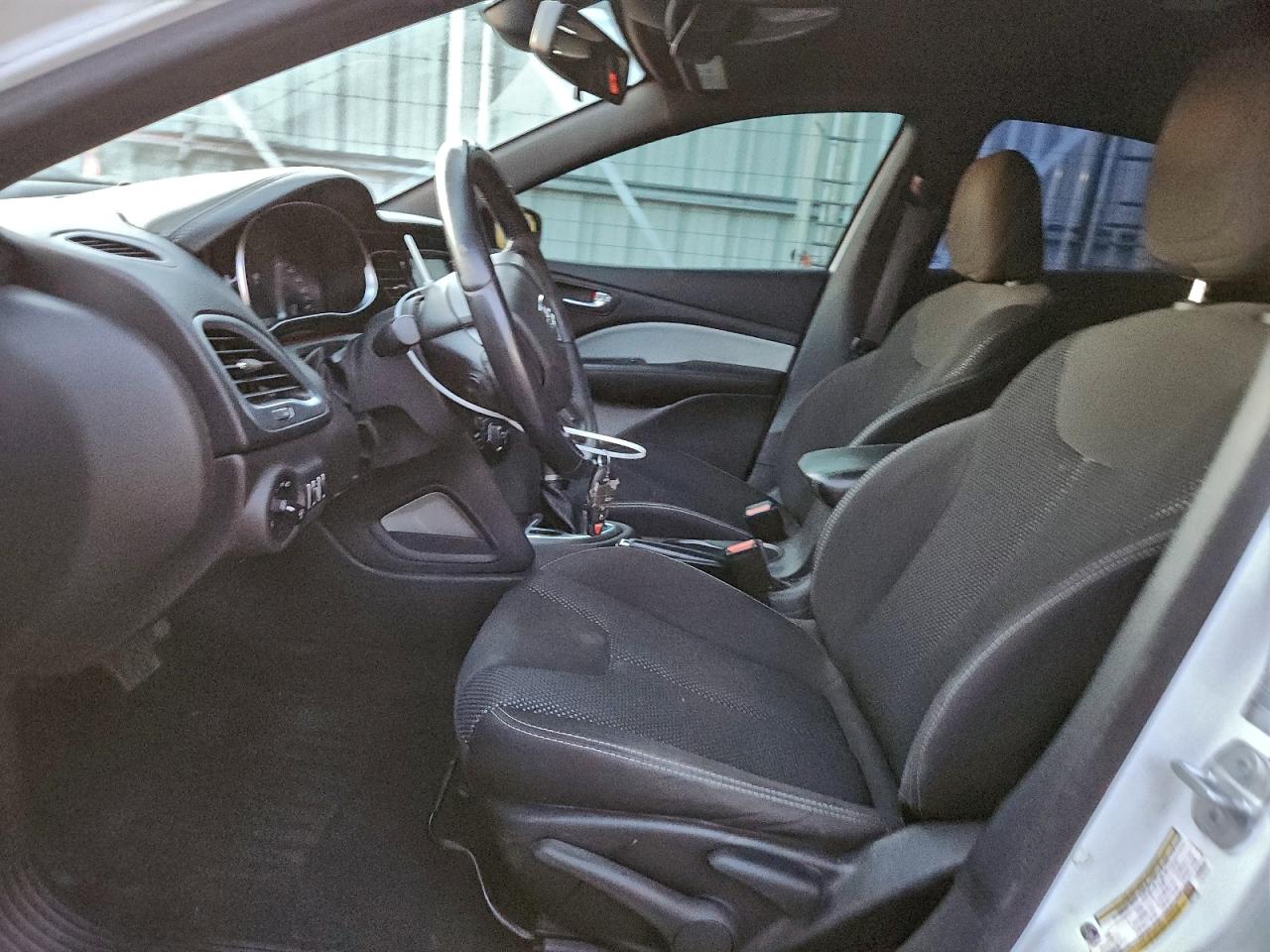 Dodge Dart Sxt Image 5