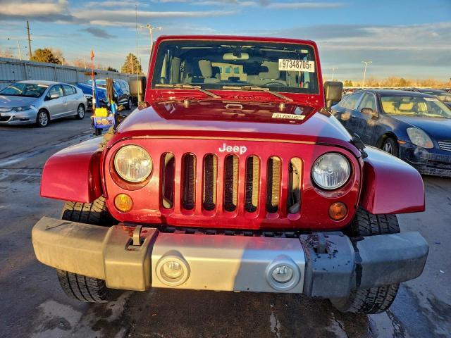 Jeep Wrangler Sahara Image 5