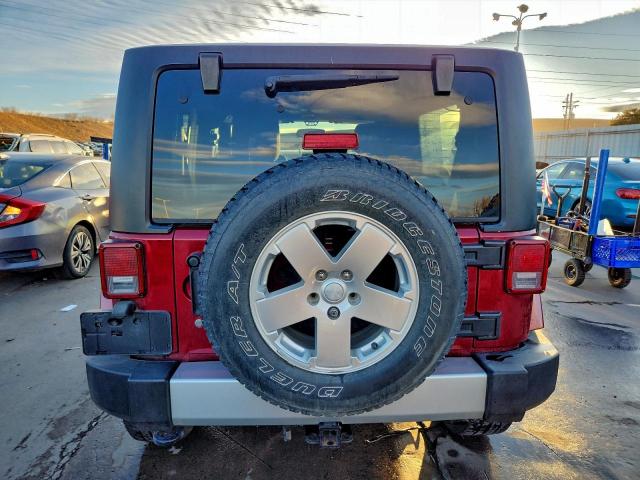 Jeep Wrangler Sahara Image 8