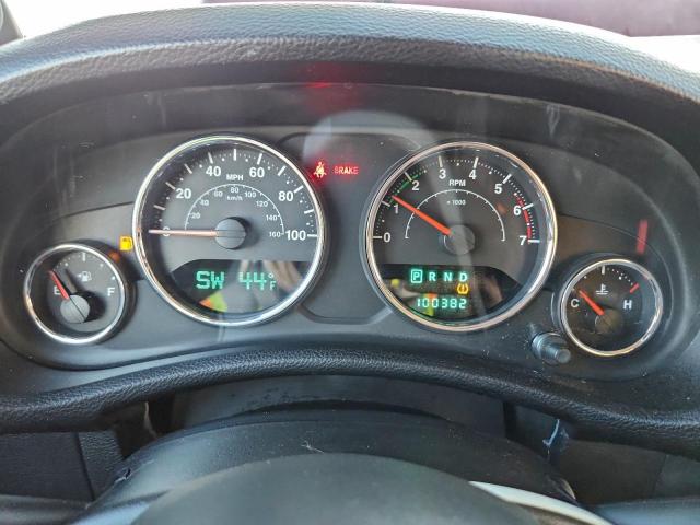 Jeep Wrangler Sahara Image 11