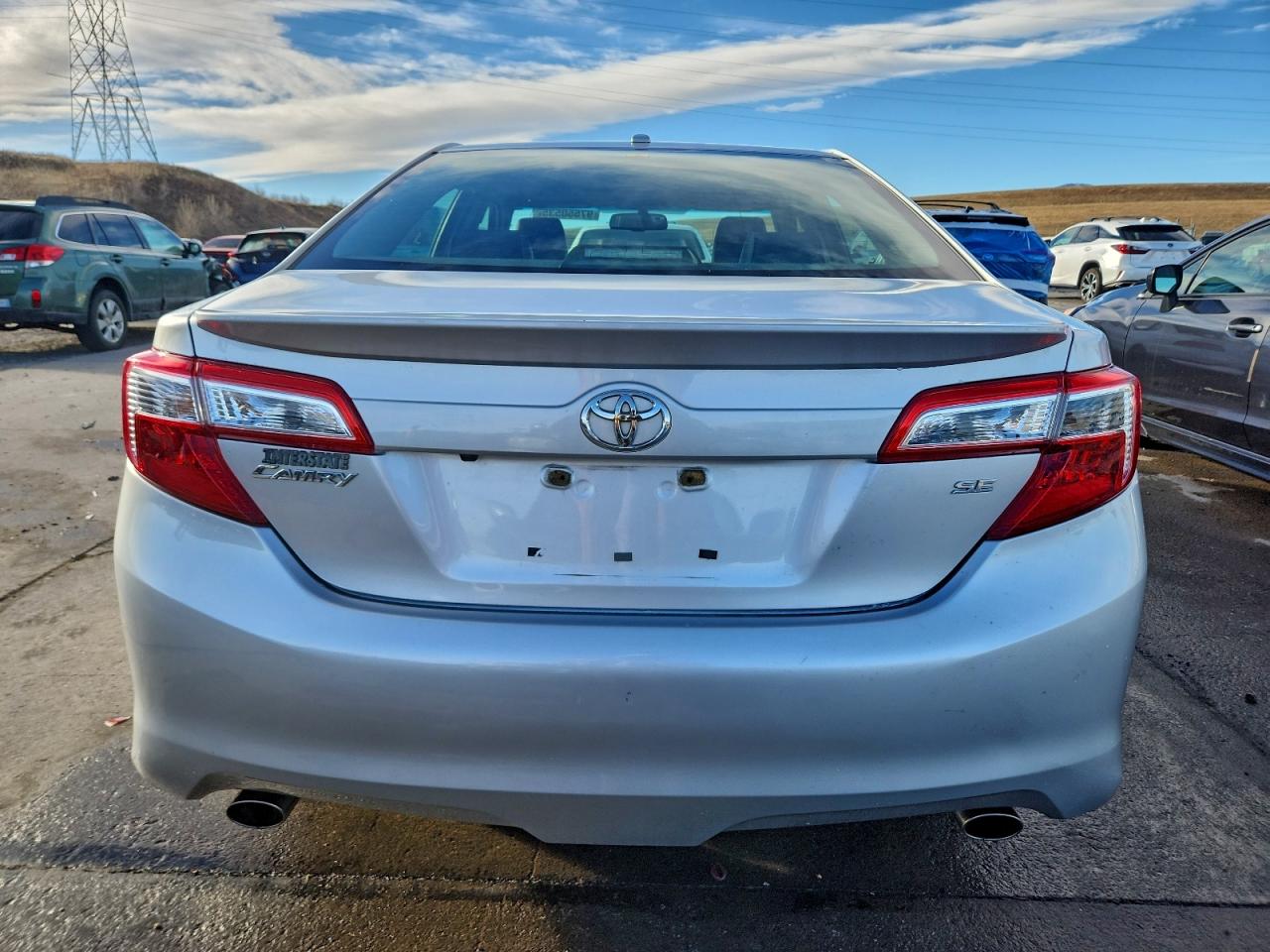 Toyota Camry Se Image 4