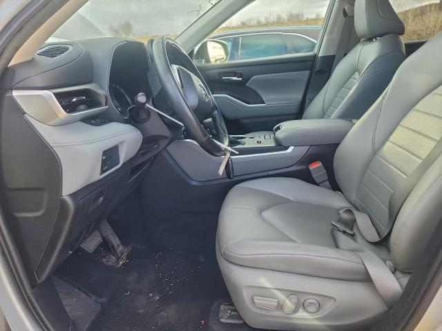 Toyota Highlander Hybrid Xle Image 9