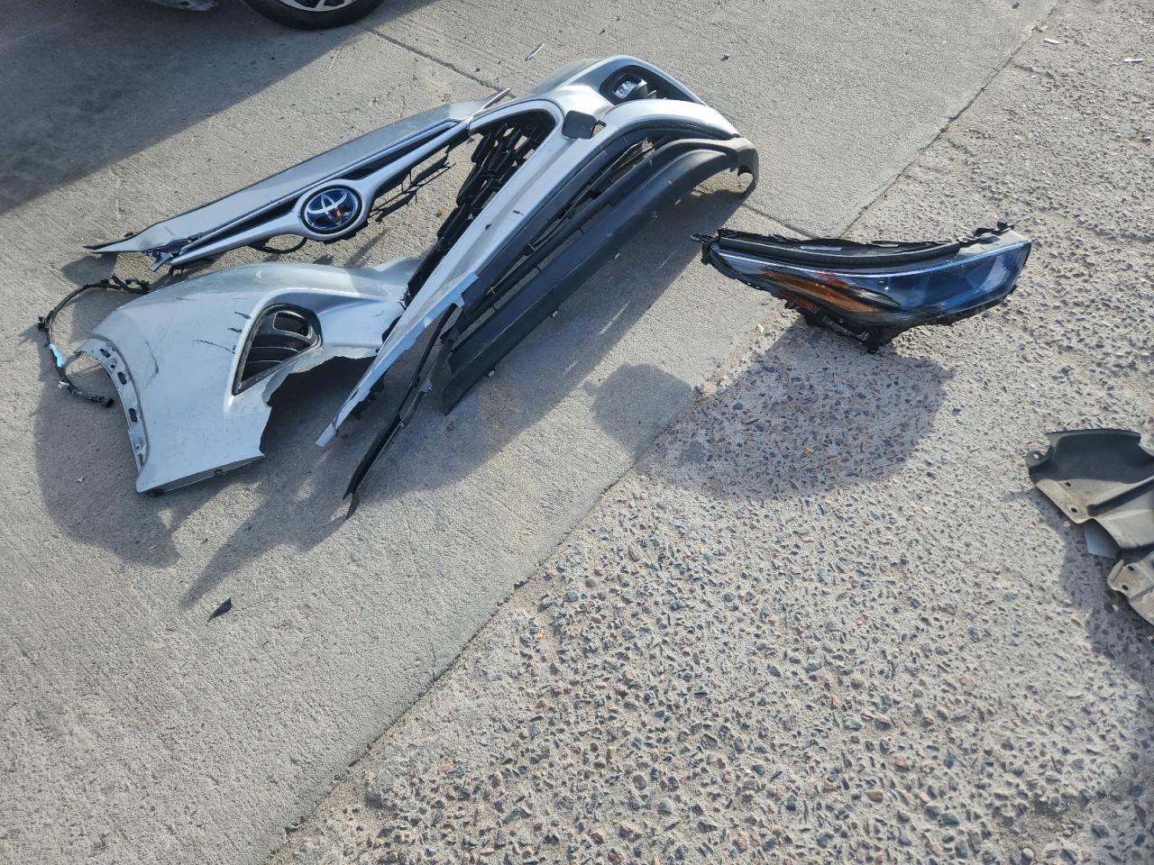 Toyota Highlander Hybrid Xle Image 8